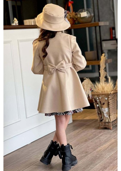 Kız Çocuk Leopar Desen Elbise Taş Işleme Yaka Boydan Düğme ve Kemer Detaylı Krem Kaşe Kaban fırsatları