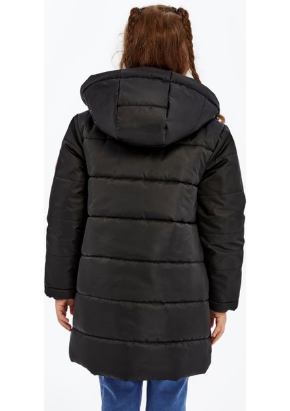 Kapüşonlu Kışlık Ponpon Detaylı Kız Çocuk Kaban 51354 indirimleri