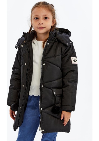 Kapüşonlu Kışlık Ponpon Detaylı Kız Çocuk Kaban 51354