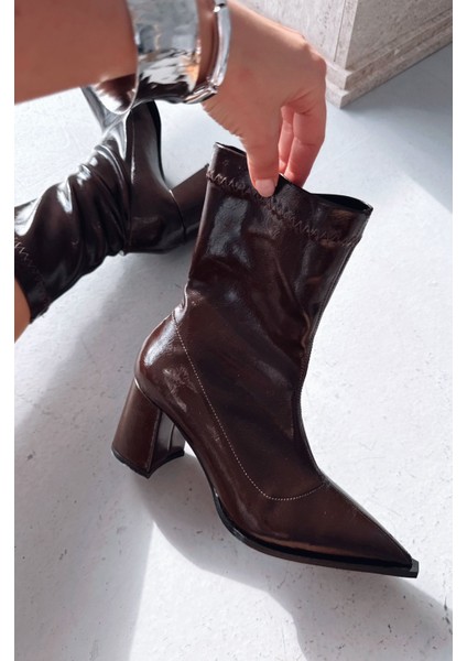 Caryne Kadın Topuklu Streç Bot Acıkahve Rugan indirimleri