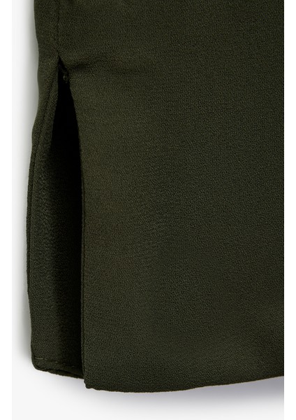 Regular Fit Uzun Kollu Dik Yaka Drapeli Bluz fırsatları