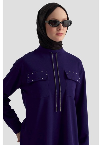 Cep Kapağı Taş Detaylı Taşlı Bağcıklı Crep Tunik Morcivert 25KT451 fırsatları