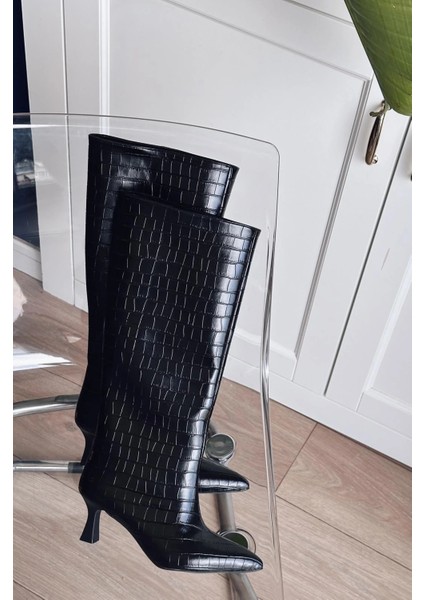 Gwen Desenli Kadın Çizme Siyah fiyatları