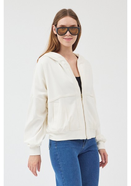 Kadın Oversize Kapişonlu Fermuar Kapamalı Sweatshirt fırsatları