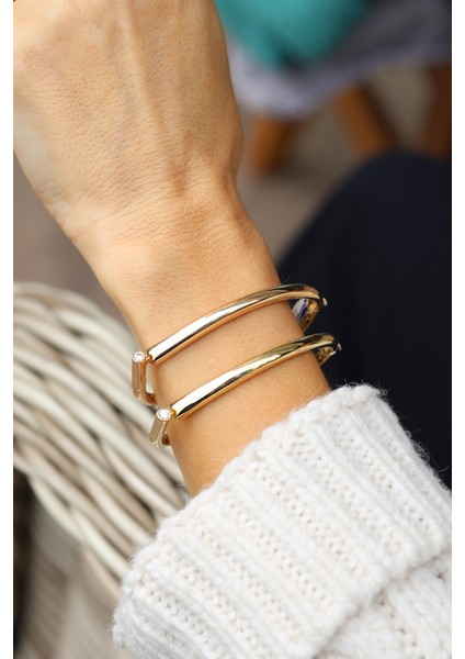 14 Ayar Altın Cetaş Tek Taş Detaylı Rose Geometrik Kelepçe