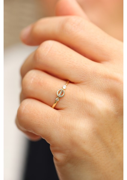 14 Ayar Altın Taşlı Küçük Vida Obje Yüzük modelleri