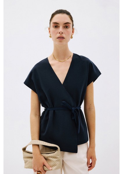 Beli Bağlamalı Kruvaze Yelek fırsatları