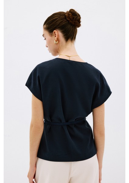 Beli Bağlamalı Kruvaze Yelek indirimleri