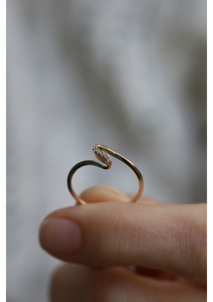 14 Ayar Altın Taş Detaylı Dalga Tasarım Yüzük fırsatları