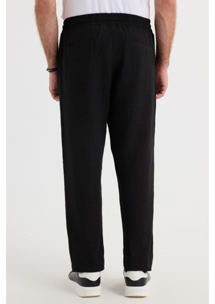 Erkek Standart Fit Normal Kesim Beli Bağcıklı Geniş Paça Siyah Pantolon