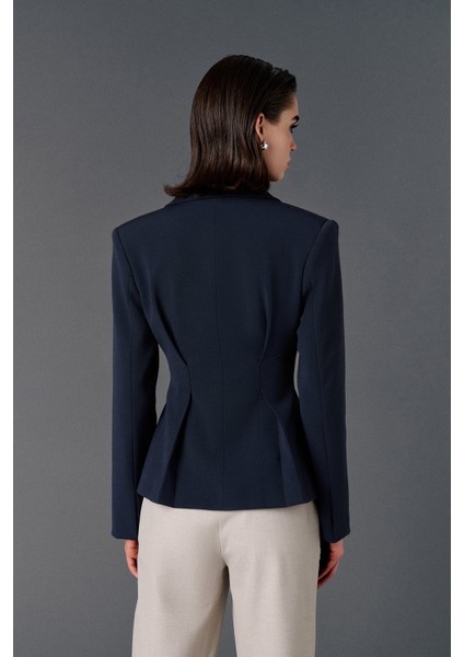 Vücuda Oturan Blazer Ceket fırsatları