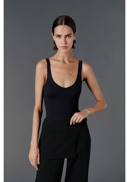 V Yaka Bodysuit modelleri