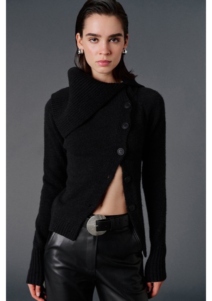 Dik Yaka Anvelop Düğmeli Kazak modelleri