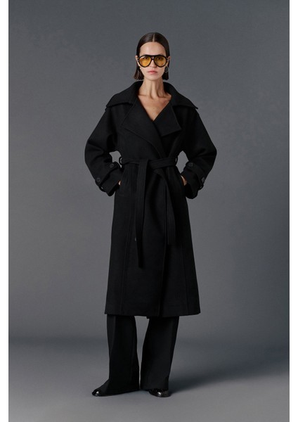 Apolet Detaylı Düğmeli Kaban modelleri