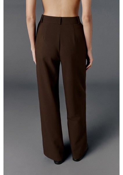 Straight Fit Pantolon indirimleri