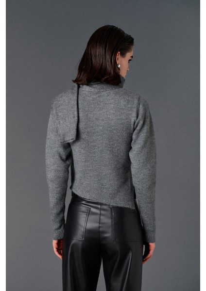 Şal Yaka Asimetrik Kazak indirimleri