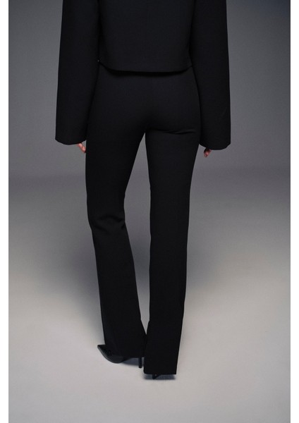 Paçası Fermuarlı Yüksek Bel Pantolon indirimleri