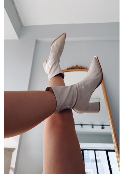 Caryne Kadın Topuklu Streç Bot Bej Rugan fiyatları