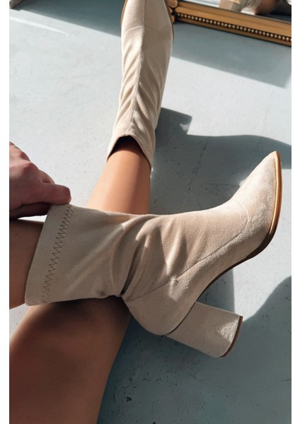 Caryne Kadın Topuklu Streç Bot Bej Süet fiyatları