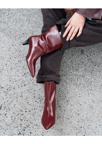 Silvar Kadın Topuklu Bot Bordo Kırışık Rugan modelleri