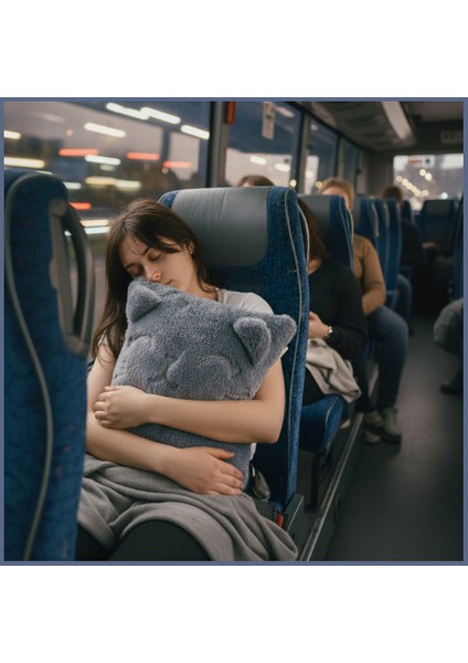 Kedi Nakış Desenli Pelüş Seyahat Yastığı | Araç Uçak Otobüs Için Yumuşak Konforlu Kırlent 30X35 cm fiyatları