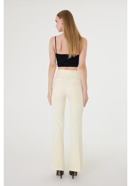 Kadın Sarı Ispanyol Paça Pantolon fırsatları