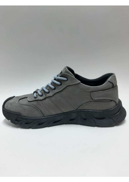 Hakiki Deri Gri Renk Nubuk Bağcıklı Rahat Esnek Kauçuk Tabanlı Dar Kalıp Kışlık Erkek Ayakkabı C-2424004156BULL modelleri