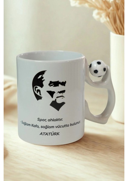 Atatürk Sözlü Futbol Topu Kulplu Porselen Kupa – Spor Ahlaktır Temalı Kahve Kupası