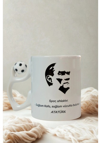 Atatürk Sözlü Futbol Topu Kulplu Porselen Kupa – Spor Ahlaktır Temalı Kahve Kupası modelleri