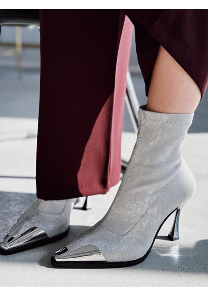 Rosavi Kadın Topuklu Streç Bot Gri Nubuk fırsatları