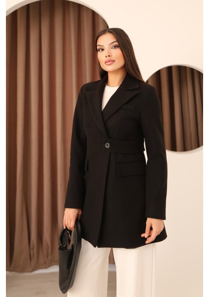 Kadın Siyah Yandan Kemer Detaylı Kaşe Kaban fiyatları