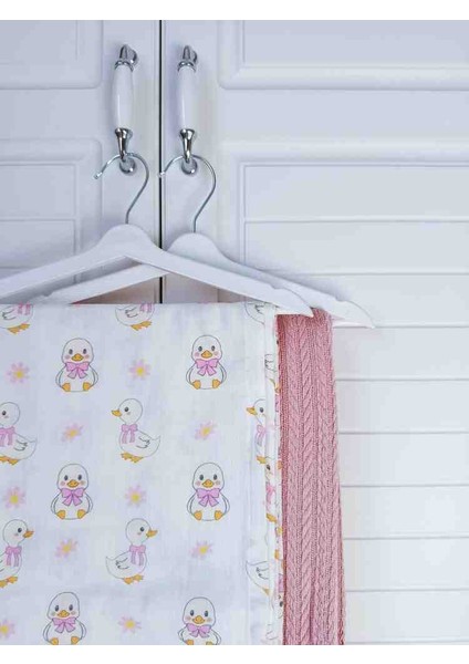 Sevimli Ördek Desenli Müslin Battaniye Seti indirimleri