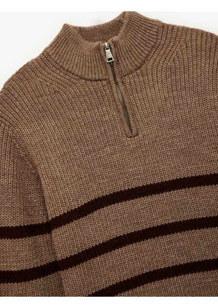 Uzun Kollu Çizgili Basic Yarım Fermuarlı Triko Kazak modelleri