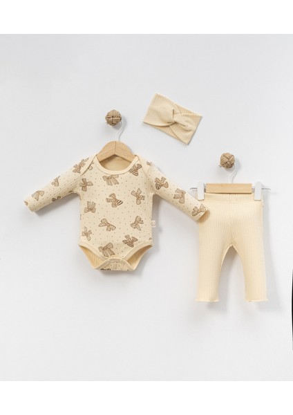 Fiyonk Desenli Kız Bebek Bandanalı Zıbın Takımı