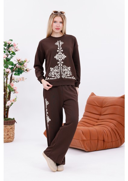 Nakış Detaylı Oversize Eşofman Takımı