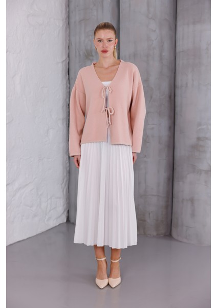 Bağlama Detaylı Dokulu Triko Hırka