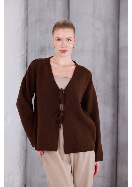 Bağlama Detaylı Dokulu Triko Hırka fiyatları