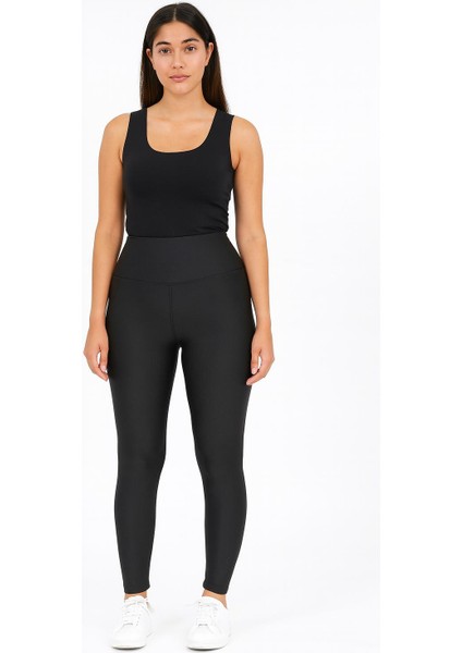 Kadın Yüksek Bel Basic Siyah Tayt – Esnek, Şık ve Rahat Günlük Kullanım