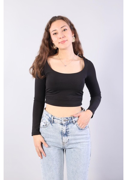 10716 Açık Yaka Kenarları Büzgülü Bluz fiyatları