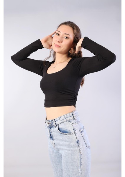 10716 Açık Yaka Kenarları Büzgülü Bluz fırsatları