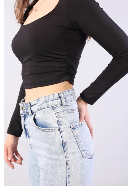 10716 Açık Yaka Kenarları Büzgülü Bluz indirimleri