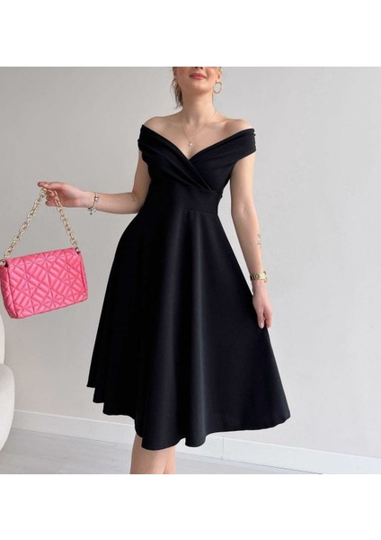 Kadın Kısa Kollu Kruvaze Yaka Eteği Volanlı Krep Elbise