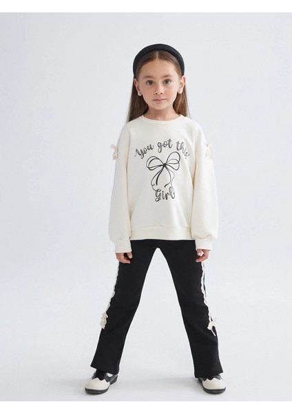Lcw Kids Ekru Bisiklet Yaka Fiyonk Nakışlı Uzun Kollu Kız Çocuk Sweatshirt ve Tayt