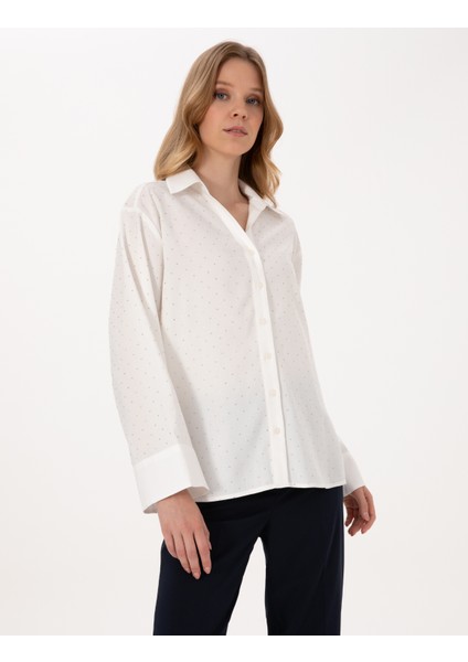Kadın Beyaz Comfort Fit Uzun Kollu Gömlek 50313639-VR013