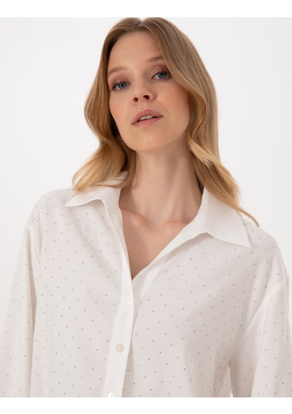 Kadın Beyaz Comfort Fit Uzun Kollu Gömlek 50313639-VR013 fiyatları