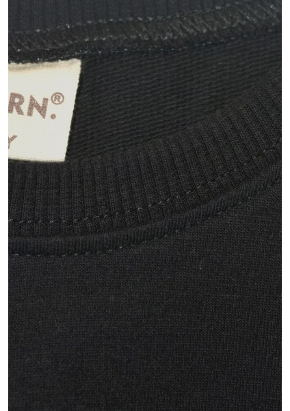 Kız Çocuk %100 Pamuk Kalp Desenli Bisiklet Yaka Trend Sweatshirt - 1022S fırsatları