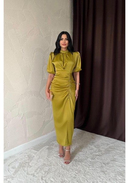 Yağ Yeşili Büzgülü Saten Elbise fırsatları