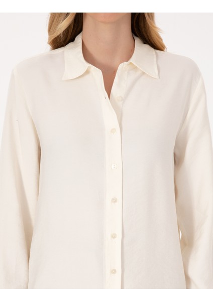 Kadın Beyaz Comfort Fit Uzun Kollu Gömlek 50318219-VR259