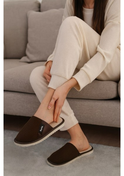 AR-060 Unisex Kadife Kumaş Içi Kürklü Kışlık Ev Terliği