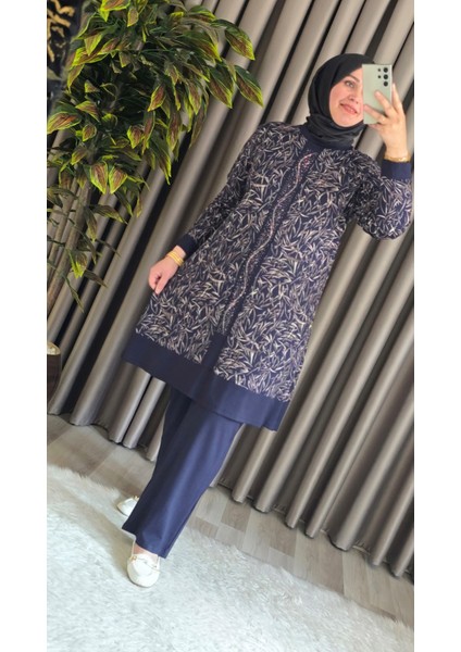 Kadın Giyim Şerit Desenli Samira Takım fiyatları